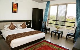 Hotel Narayans Leela Inn Udaipur